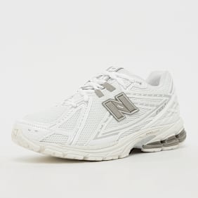 New Balance 1906 wit