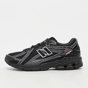 New Balance 1906 crna