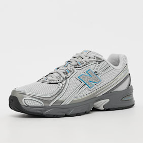 New Balance 740 siva