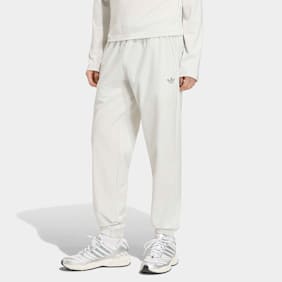 adidas Originals Tech Essential Woven Trackpant grau