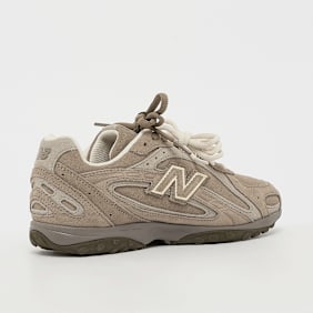 New Balance 204L castanho