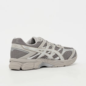 ASICS SportStyle Gel-Cumulus 16 black/black szary