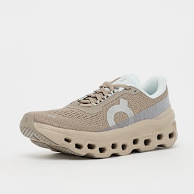 On Cloudmonster 1 beige