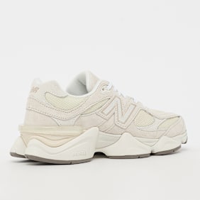 New Balance 9060 beige