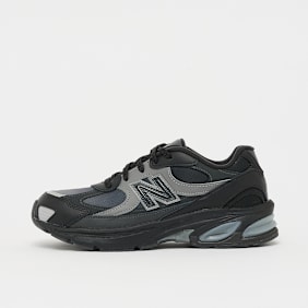 New Balance 2010 crna