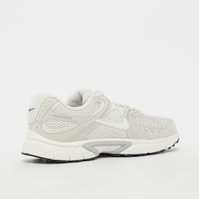 Nike   V5 RNR (GS) beige