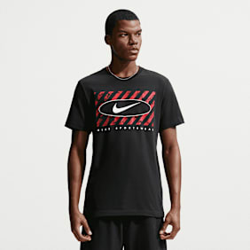 Nike   Sportswear T-Shirt preto