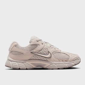 Nike V5 RNR beige
