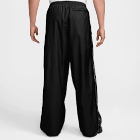 Nike YMH Graphic Trackpant negro