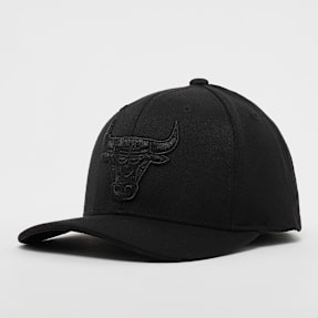 Mitchell & Ness NBA Classic Red Tonal Snapback Chicago Bulls schwarz