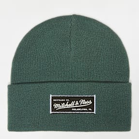 Mitchell & Ness Branded Patch Logo Beanie verde