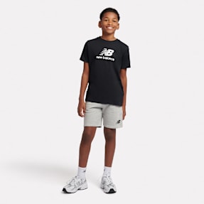 New Balance Stacked Logo Tee & LB Short Set grau