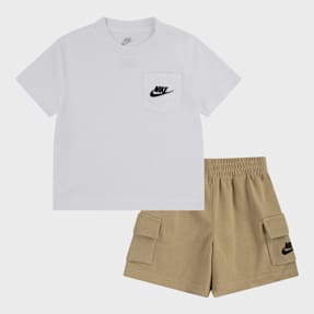 Nike Sportswear Pocket Tee French Terry Shorts Set beige