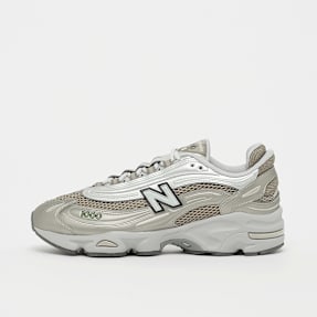 New Balance 1000 srebrny