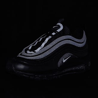 Compra Nike Air Max 97 online en SNIPES