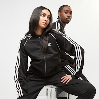 Acquista Uomini adidas Superstar online su SNIPES