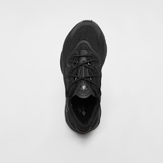 Adidas ozweego snipes discount