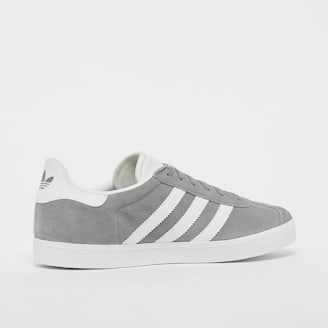 Compra Ninos adidas Gazelle online en SNIPES