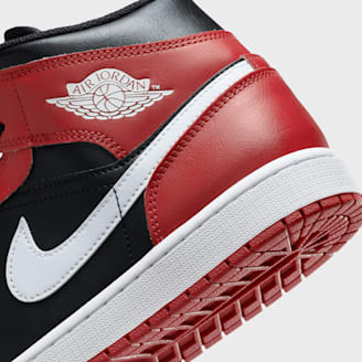 Snipes jordan sale sales