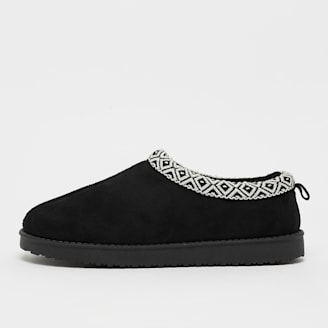 Snipes slippers discount