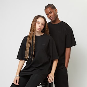 SNIPES Small Logo Essential Oversized Tee noir