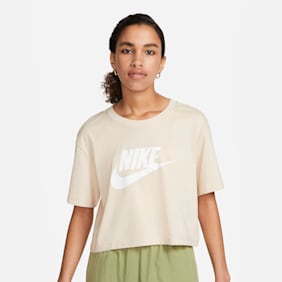 Nike Sportswear Essential Cropped T-Shirt crvena