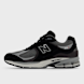 New Balance 2002 black noir 47597 1