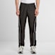 Urban Classics Piped Panel Trackpants noir 47781 1