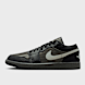 Jordan Air Jordan 1 Low SE black/newsprint/spruce fog noir 105313 1