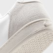 Nike Court Vintage Premium biały 830 8