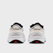Nike Waffle One (GS) blanc 2106 5
