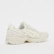 ASICS SportStyle GEL-1090v2 beige 40474 3