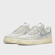 Nike   Air Force 1 07 LV8 blanc 16715 4