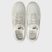 Nike   Air Force 1 07 LV8 blanc 16715 6