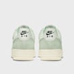 Nike Air Force 1 07 LV8 grün 16717 5