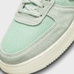 Nike Air Force 1 07 LV8 grün 16717 7