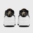 Nike   Air Force 1 07 LV8 EMB blanc 16720 5