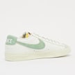 Nike   Blazer Low 77 PRM bianco 16731 3