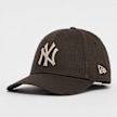 New Era 9Forty League Essential MLB New York Yankees smeđa 13749 1