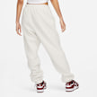 Nike Sportswear Plush Jogger weiß 14682 2