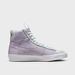 Nike   Blazer Mid '77 SE D (GS) blanc 15009 2