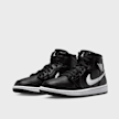 Jordan WMNS Air Jordan 1 Mid schwarz 15075 4
