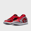 Jordan WMNS Air Jordan 1 Low SE rosso 15080 4