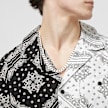 Karl Kani Chest Signature Paisley Block Resort Shirt crna 19184 3