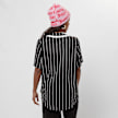 Karl Kani Woven Signature Old English Baseball Shirt schwarz 19213 2