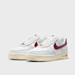 Nike WMNS Air Force 1 '07 SE biały 20950 4