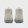 Nike Blazer Mid '77 EMB blanc 21021 5