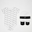 Nike Hat/Bodysuit & Bootie Set (3 Pack) blanc 22237 1