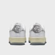 Nike Air Force 1 LV8 3 (GS) weiß 25548 5