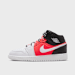Jordan Air Jordan 1 Mid SE (GS) preto 25611 1